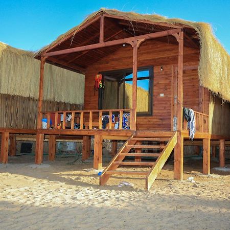 Relax Beach Camp Hotel Nuweiba Exterior photo