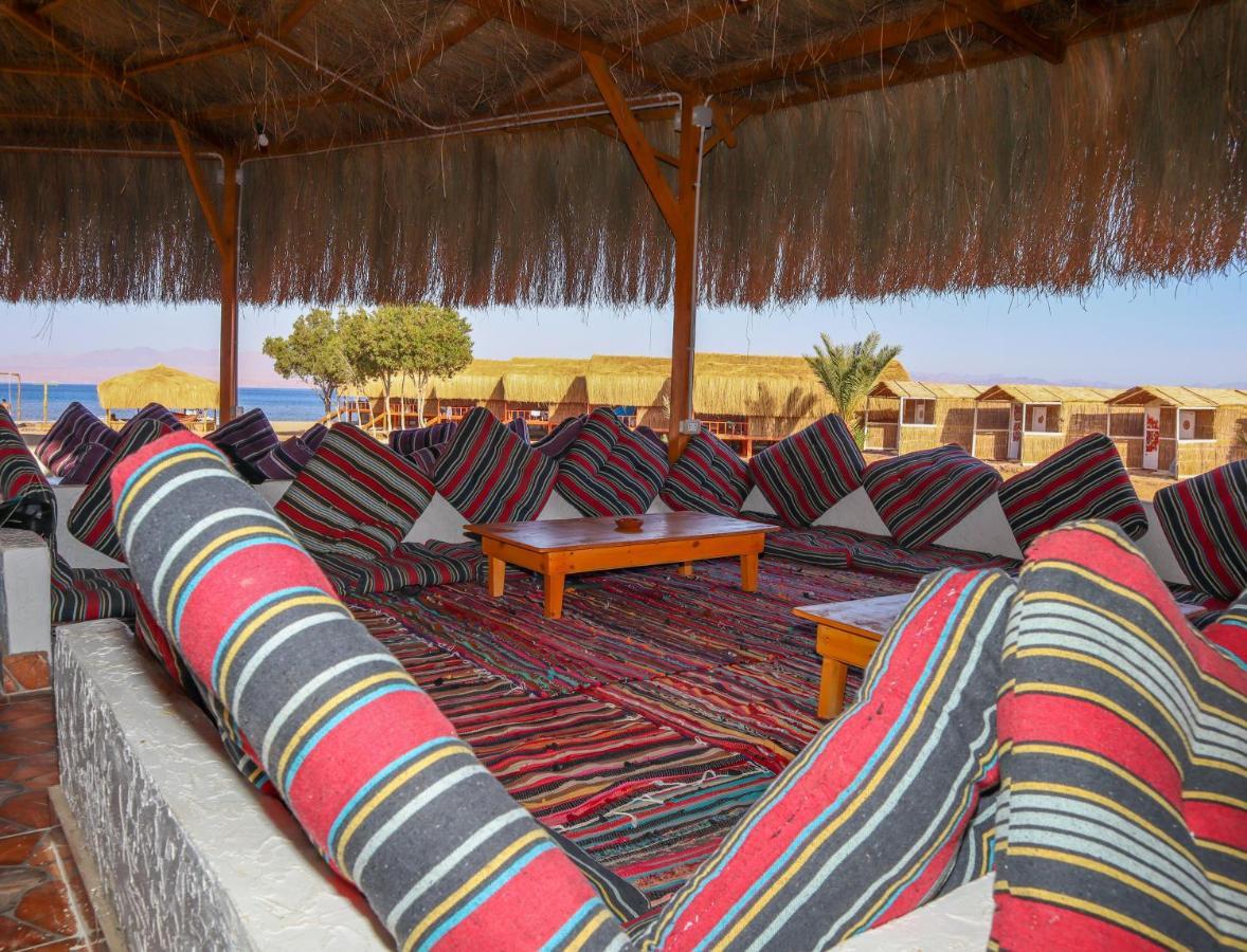 Relax Beach Camp Hotel Nuweiba Exterior photo