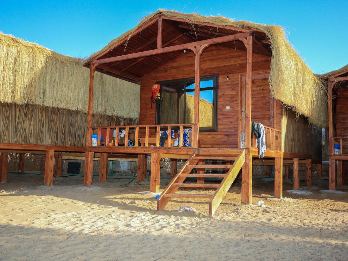 Relax Beach Camp Hotel Nuweiba Exterior photo