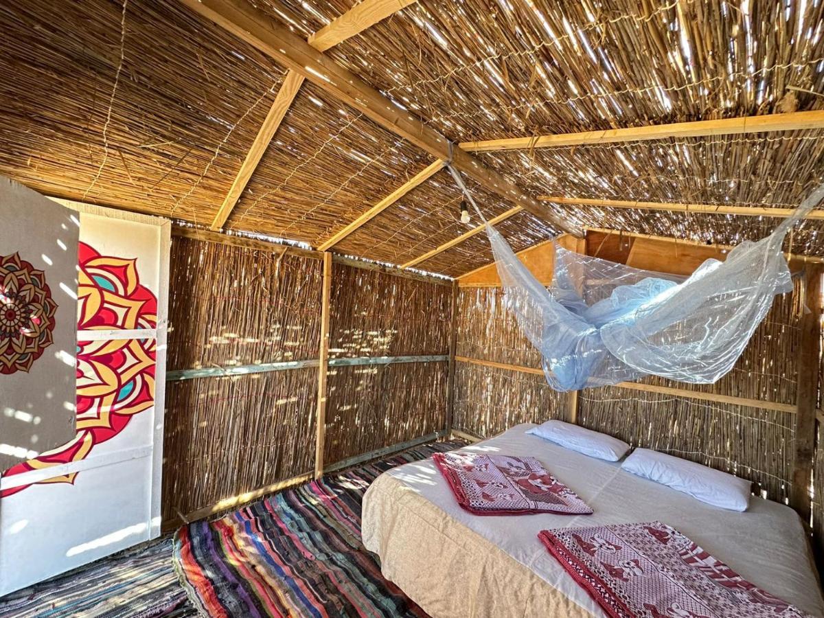 Relax Beach Camp Hotel Nuweiba Exterior photo