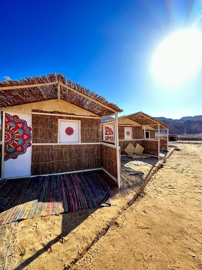 Relax Beach Camp Hotel Nuweiba Exterior photo