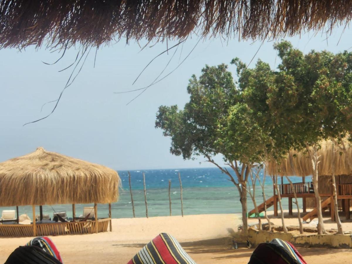 Relax Beach Camp Hotel Nuweiba Exterior photo